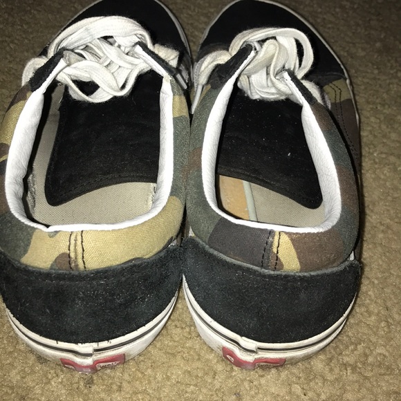 Vans - Picture 3 of 5